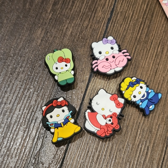 NEW Hello Kitty Tote Bag with Accessories Bundle - Picture 7 of 13